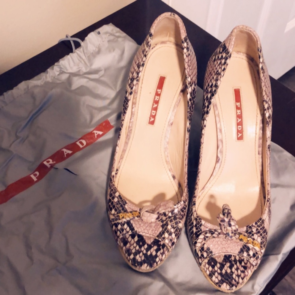 Prada multicolor beige python leather wedges